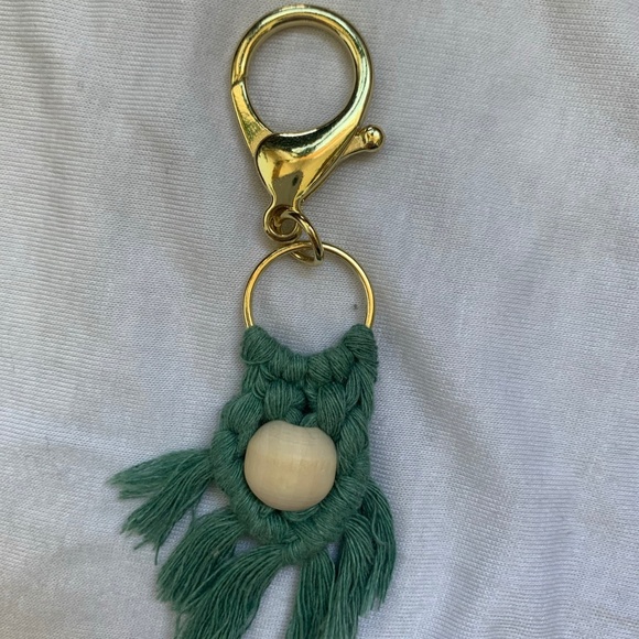 Macrame Keychain - Picture 2 of 2